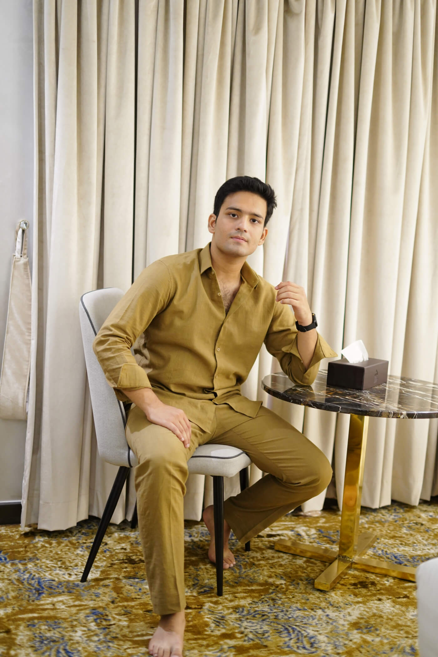 Exclusive Mocha Earth Linen Set – Cozy Luxury Look